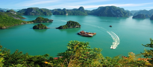 HA LONG BAY